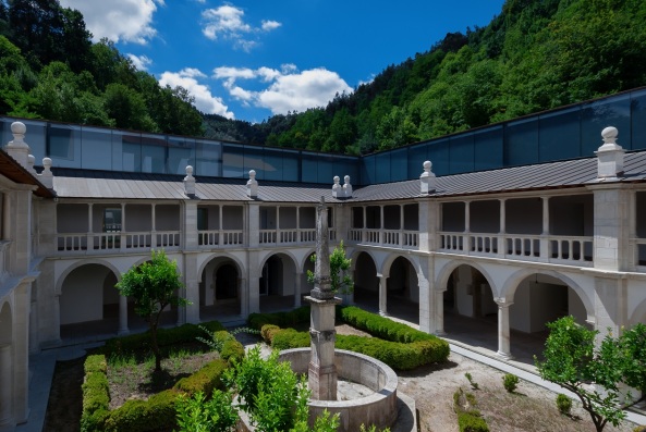 Lorvo, Joao Mendes Ribeiro Arquitecto, Stilles Kloster, Silence Cloisters, Monastery Cloisters, Umbau, Sanierung, Portugal, Hof, Kirche, Stille Architektur, Joao Mendes