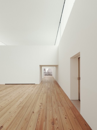 Lorvo, Joao Mendes Ribeiro Arquitecto, Stilles Kloster, Silence Cloisters, Monastery Cloisters, Umbau, Sanierung, Portugal, Hof, Kirche, Stille Architektur, Joao Mendes