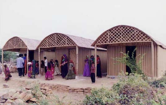 Pritzker-Preis fr Architekt Shigeru Ban, Preise und Awards, Shigeru Ban, Architektur aus Papier, Japan, Tokio, Curtain Wall House, Centre Pompidou-Metz, Holzbau, Tamedia, Architektur aus Japan, Pritzker-Prize, Pritzker-Preistrger, Toyo Ito, Wang Shu, SANAA, David Chipperfield, Daniel Libeskind, Steven Holl, Zaha Hadid, Rem Koolhaas, Architektenawards, Pritzker 2014, Expo 2000