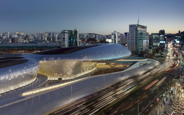 Zaha Hadid, Patrick Schuhmacher, Dongdaemun Design Plaza, 281 Euljiro, Jung-gu, Seoul, Korea 100-197, Modenzentrum, Designzentrum, Blob, Building Information Model, Samoo Architects