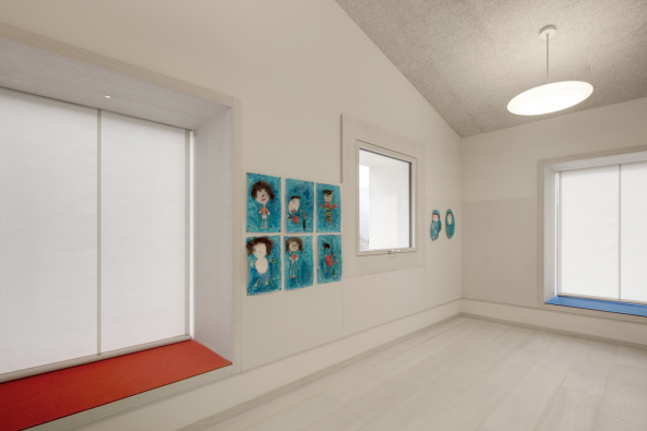 Pedevilla Architects; Rodeneck; Schule; Kindergarte; Fensternischen; Gustav Willeit; Umbau; Sdtirol