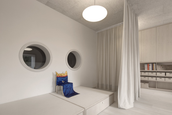 Pedevilla Architects; Rodeneck; Schule; Kindergarte; Fensternischen; Gustav Willeit; Umbau; Sdtirol