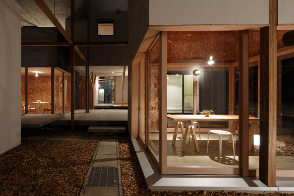 Aichi, Eureka, Dragon Court Village