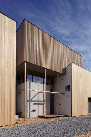 Aichi, Eureka, Dragon Court Village