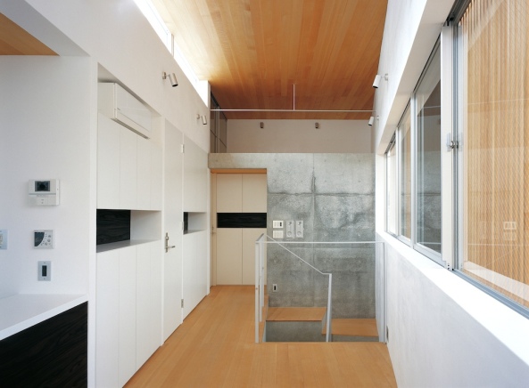 APOLLO Architects, Japan, Tokio, Wohnhaus, Wohnen, Holz, Beton, Restaurant