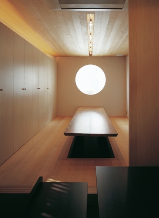 APOLLO Architects, Japan, Tokio, Wohnhaus, Wohnen, Holz, Beton, Restaurant