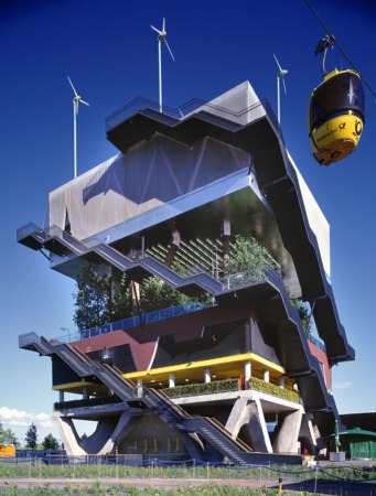 Wie es auch htte gehen knnen, zeigten die Niederlnder mit ihrem groartigen Pavillon von MVRDV fr die Expo 2000