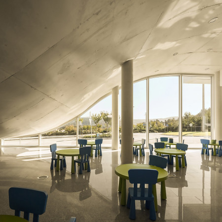 Centro des Artes Nadir Afonso, Louise Braverman Architects, Portugal, Roberto Burle Marx, Museum, Kunstzentrum, Art Museum, FG + SG, Boticas, Braverman, New York, Chaves, Corbusier, Oscar Niemeyer, Landschaft, Grnes Dach, Nadir Afonso