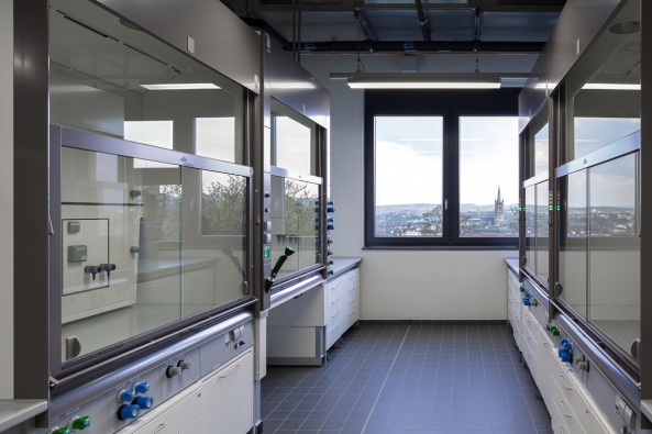 kister scheithauer gross (ksg), Chemiepraktikum, RWTH Aachen