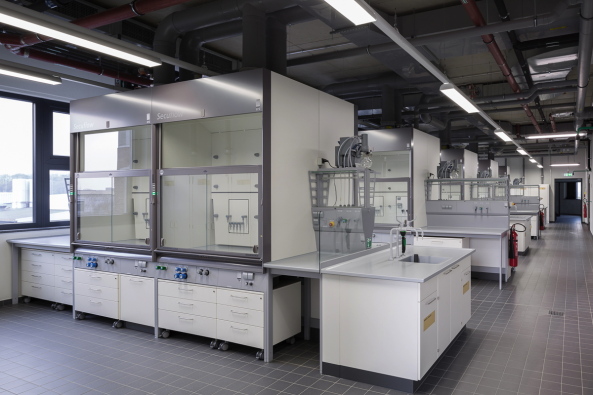 kister scheithauer gross (ksg), Chemiepraktikum, RWTH Aachen