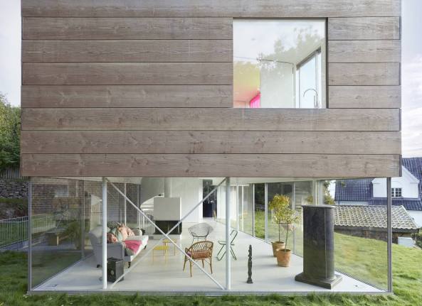 Elding Oscarson, Mlle, Schweden, Jonas Elding, Johan Oscarson, Yuko Maki, resund, Villa Italienborg, Wohnhaus, Seeblick, Ausblick, Bungalow, Schiebetr, Schiebetren, Glastren, Panoramafenster, Holzkiste, Holzfassade