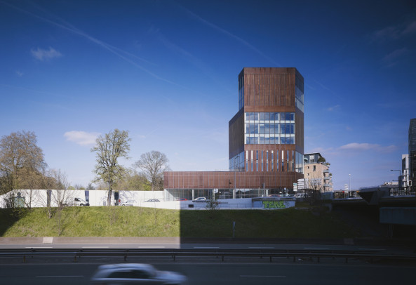 Euralille, LAN Architecture, Brogebude, Rem Koolhaas, Kupfer, Gitterwerk. Lattenwerk, Egis, office, O.M.A, OMA, Metallfassade, Brohaus, Neubau, Quantum Leap, Euravenir