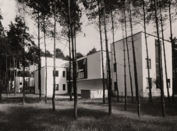 Meisterhuser Dessau, Doppelhaus Klee / Kandinsky, Ansicht von Nordwest (Straenseite), 1927