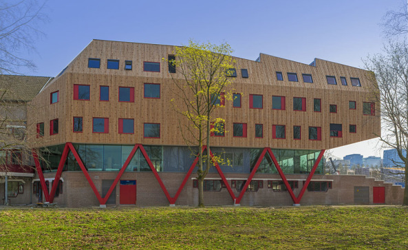 Geert Groote, Schule, Amsterdam, Niederlande, Search Architekten, SeARCH, Sanierung, Erweiterun, Holz, Fassade