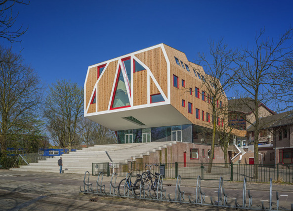 Geert Groote, Schule, Amsterdam, Niederlande, Search Architekten, SeARCH, Sanierung, Erweiterun, Holz, Fassade