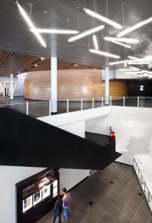 Rio Tinto Alcan Planetarium, Cardin Ramirez Julien + difica, Planetarium, Montreal, Qubec, Aluminimu, Holz, kologische Bauweise, Leadership in Energy and Environmental Design, Belftung, Luftzirkulation, Fassade