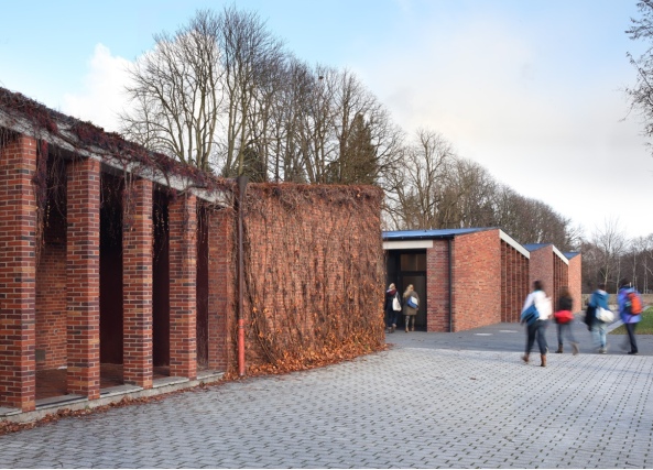 Nominierung: Kantine der Georg-B�chner-Schule in Darmstadt von opus Architekten