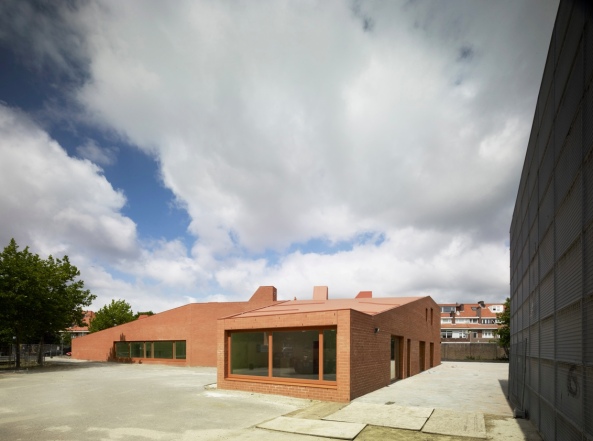 Nominierung: Grundschule in Den Haag von Rocha Tombal Architecten