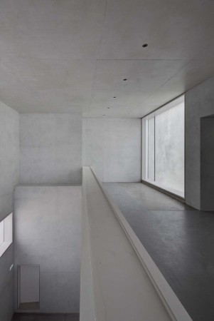 Meisterh�user Dessau, Stiftung Bauhaus Dessau, Beton, D�mmbeton, Bruno Fioretti Marquez, Carsten Nicolai, Meisterhaus, Bauhaus, Gropius, Moholy-Nagy, Rekonstruktion, Moderne, Architektur, Er�ffnung, Christoph Rokitta, Kurt-Weill-Zentrum, Wiederaufbau, BauNetz, Original, Neubau, Fotos, Haus Emmer, Haus Gropius, Haus Moholy-Nagy