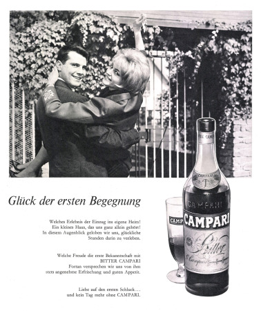 BRD, ehemalige Bundesrepublik Deutschland, Auto, M�bel, Wirtschaftswunder, Aufbruch, Nachkriegszeit, Nachkriegsjahre, Ruinen, Erna Wagner-Hehmke, Marshallplan, Bonn, Haus der Geschichte, Vorkriegsmoderne, K�fer, Nierentisch, Bungalow, Museum August Kestner, Design, Straubing, Wiederaufbau und Wirtschaftswunder, Wandel der Arbeitswelt nach 1945, Globalisierung, Werbung, Erfolgscigaretten, Amerika, Holz, Naturstein, Josef Heinrich Darchinger, Herbert Maschke, Konsumgesellschaft, Bonner Republik