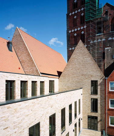 Behindertenstiftung, Lbeck, Konermann Siegmund, Ulrich-Gabler-Haus, Anpassungsarchitektur, Sichtbetonsttzen