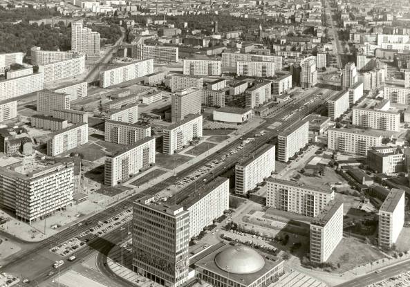 Das sozialistische Zentrum Berlins  erbaut nach Moskaus Vorbild