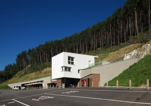 Ausstellung, Kunst Meran, Dreamland Alps, Alpen Architektur Tourismus