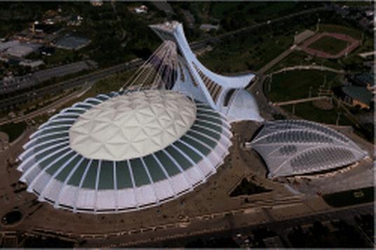 Dach des Olympiastadions Montreal schwer beschdigt