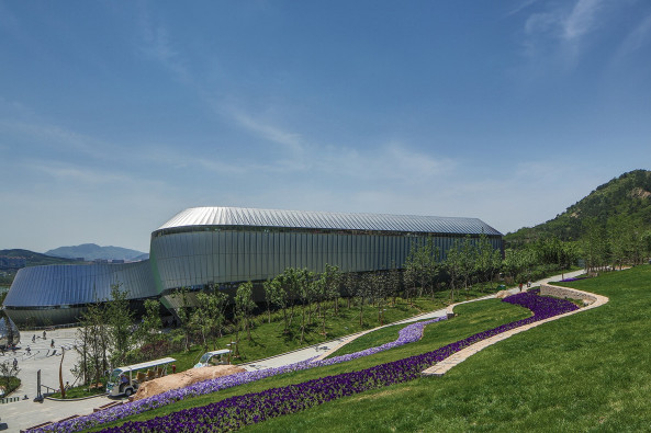 UNStudio, UN Studio, Ben van Berkel, Pavillon, Tsingtao, Expo, Bundesgartenschau, Landesgartenschau, Arup, Qingdao World Horticultural Expo Executive Committee, Caroline Bos, Gartenpavillon, Farbverlauf, Blob, Muschel, Muscheln, Fassade, Facade, Farbe, Ausstellungshalle