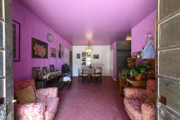 Rem Koolhaas, OMA, AMO, Koolhaas-Video, Koolhaas Interview, Biennale, Architekturbiennale, Baunetz- TV, Stephan Burkoff, Biennale Venice, architecture, Architektur, Should does not register in my vocabulary, movie, architecture, Baunetz, golden lion, south corea, s�dkorea, chile, Salavador Allende, Plattenbau, koreanische Halbinse, Crow�s Eye View, Monolith Controversies, Modernity: Promise or Menace?, France, Frankreich, Russia, Russland, Fair Enough: Russia�s Past Our Present, Phyllis Lambert, Sales Oddity, Intermundia, Radical Pedagogies, Italian Limes, Symbolpolitik, Jury, Entscheidung