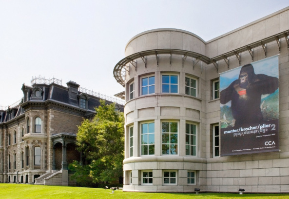 Rem Koolhaas, OMA, AMO, Koolhaas-Video, Koolhaas Interview, Biennale, Architekturbiennale, Baunetz- TV, Stephan Burkoff, Biennale Venice, architecture, Architektur, Should does not register in my vocabulary, movie, architecture, Baunetz, golden lion, south corea, sdkorea, chile, Salavador Allende, Plattenbau, koreanische Halbinse, Crows Eye View, Monolith Controversies, Modernity: Promise or Menace?, France, Frankreich, Russia, Russland, Fair Enough: Russias Past Our Present, Phyllis Lambert, Sales Oddity, Intermundia, Radical Pedagogies, Italian Limes, Symbolpolitik, Jury, Entscheidung , silberner Lwe, silver lion, Venice, Giardini