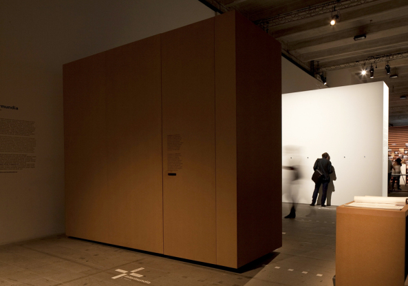 Rem Koolhaas, OMA, AMO, Koolhaas-Video, Koolhaas Interview, Biennale, Architekturbiennale, Baunetz- TV, Stephan Burkoff, Biennale Venice, architecture, Architektur, Should does not register in my vocabulary, movie, architecture, Baunetz, golden lion, south corea, s�dkorea, chile, Salavador Allende, Plattenbau, koreanische Halbinse, Crow�s Eye View, Monolith Controversies, Modernity: Promise or Menace?, France, Frankreich, Russia, Russland, Fair Enough: Russia�s Past Our Present, Phyllis Lambert, Sales Oddity, Intermundia, Radical Pedagogies, Italian Limes, Symbolpolitik, Jury, Entscheidung , silberner L�we, silver lion, Venice, Giardini