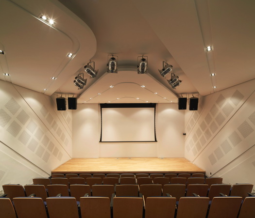 Issam Fares Institute for Public Policy and International Affairs, American University of Beirut, Zaha Hadid, Sichtbeton