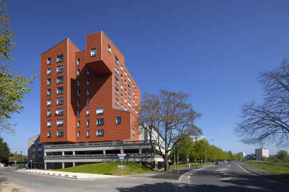 Maison douard Franois, douard Franois, Paris, Grenoble, Wohnhaus, Energieeffizienz, Nachhaltigkeit, Fassade, Ris-Orangis, Python, The democratization of the skyline, M6B2, Tower of Biodiversity, grne Fassade, Balkon, Terasse, Loggie