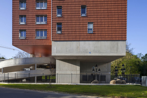 Maison douard Franois, douard Franois, Paris, Grenoble, Wohnhaus, Energieeffizienz, Nachhaltigkeit, Fassade, Ris-Orangis, Python, The democratization of the skyline, M6B2, Tower of Biodiversity, grne Fassade, Balkon, Terasse, Loggie