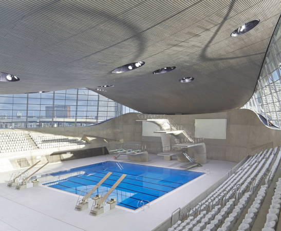 London (Ost): Aquatics Centre von Zaha Hadid