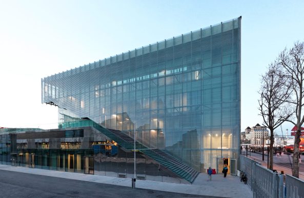 Sportzentrum JULES LADOUMEGU, Paris, 19. Arrondissement, Dietmar Feichtinger, Boulevard Peripherique