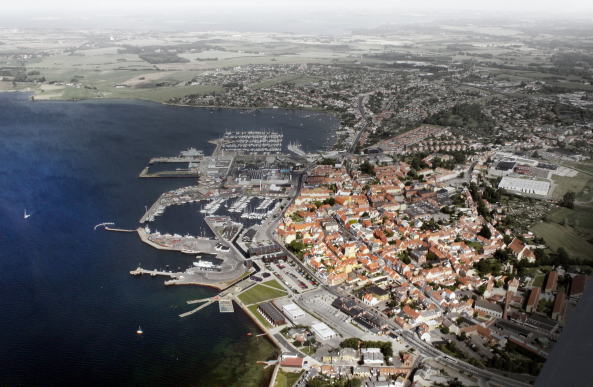 Julien de Smedt, Schwimmbad, Pier, Bootssteg, jds, Harbour Bath and Blue Base, KLAR, Creo Arkitekter, Sloth-Moeller, Faaborg, Fyn, Freibad, Meer, Baden im Meer, Kalvebod Brygge, swimming, harbour bath, Denmark, Dnemark, competition, Wettbewerb, 1. Preis, Schimmen, Sommer, Holz, Holzdielen