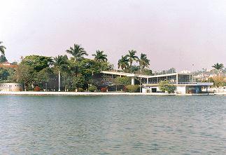 Niemeyer baut Verwaltungszentrum in Belo Horizonte
