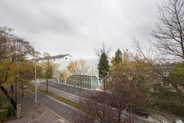 Konzertsaal, Konzerthalle, Konservatorium, Bondy, Paris, Zumtobel, Squano Amnagement, Radio Francen concert hall, Frankreich, Musik, Klassik, Wellblech, Blechh, Streckmetall, Sennheiser, PARC Architectes, Brice Chapon, Emeric Lambert, Verseilles, 11h45