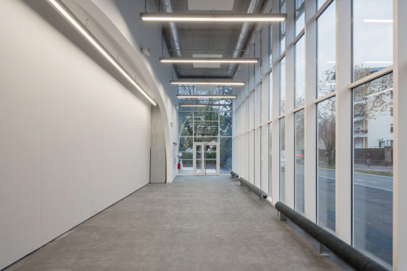 Konzertsaal, Konzerthalle, Konservatorium, Bondy, Paris, Zumtobel, Squano Amnagement, Radio Francen concert hall, Frankreich, Musik, Klassik, Wellblech, Blechh, Streckmetall, Sennheiser, PARC Architectes, Brice Chapon, Emeric Lambert, Verseilles, 11h45