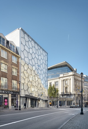 Georges De Kinder, Parlement Francophone Bruxellois, Paradise Architecture, SKOPE, Rue du Lombard, 77, 100 Bruxelles, PFB Brssel, Parlament, Parliament, Brussels, Brussels French Speaking Parliament, Region, Glasfassade, Libelle, Voronoids, Kubus, Glaskubus, Erweiterung, Brogebude, Stadtrat, Rathaus