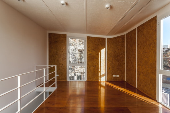 Atelier Vilela, HM.Arquitectos, Fernando Hitzig, Leonardo G. Militello, Florencia Schvartzman, Lorhena Cceres Surez, Federico Kulekdjian, Ateliergebude, Kunsthandwerk, Atelier of art and crafts, 2014, 2013, Buenos Aires, Wellblech, billiges Bauen, einfache Konsturktion, Stahl, osb platten, Grobspanplatten