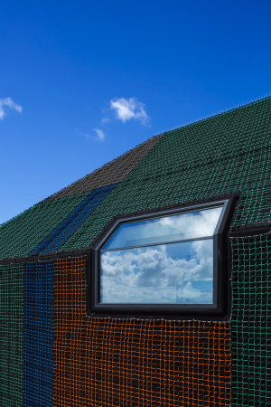 Sommerhaus, Texel, Benthem Crouwel, halbes Walmdach, Fischernetz