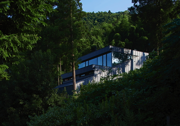 Raizan-forest, Rhythmdesign, Itoshima, Fukuoka, Japan, Haus am Hang, hill