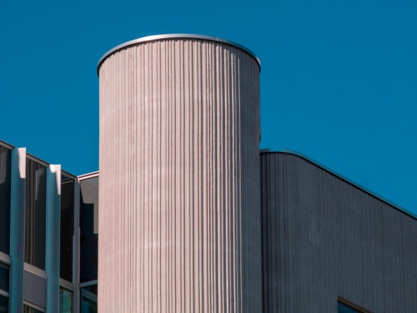 Marc Barani, Christophe Presle, Nany, Grand Nancy, Frankreich, Centre de Congrs, Umbau, Fassade, Kongresszentrum, Glas, Sanierung, Neubau, thermische Energie, Doppelfassade, double skin facade, Akustik, Lrmschutz, Beton