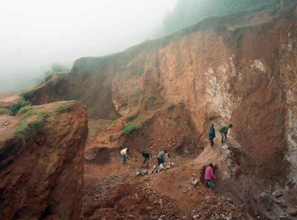 Scheidegger & Spiess, Topos, Foto, Fotografie, BauNetz, Baunetz Meldungen, Bcher im BauNetz, books for architects, Book, Bcher fr Architekten, Architekten-Bcher, Tobias Madrin, Contemporary Global Prospects, Nadine Olonetzky, stehtik, Landschaft, Fotoessay