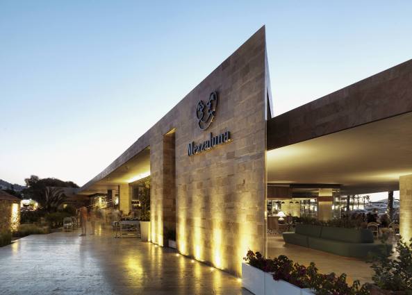 Emre Arolat Architects, T�rkei, Bodrum, Yalikavak Palmarina, Yachthafen, Insel, Wohnungsbau, Hafen, Lokalcholorit, Kalkstein, travertin, turkey, housing, marina, Einkaufszentrum, shopping center, Glas