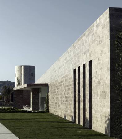 Emre Arolat Architects, T�rkei, Bodrum, Yalikavak Palmarina, Yachthafen, Insel, Wohnungsbau, Hafen, Lokalcholorit, Kalkstein, travertin, turkey, housing, marina, Einkaufszentrum, shopping center, Glas