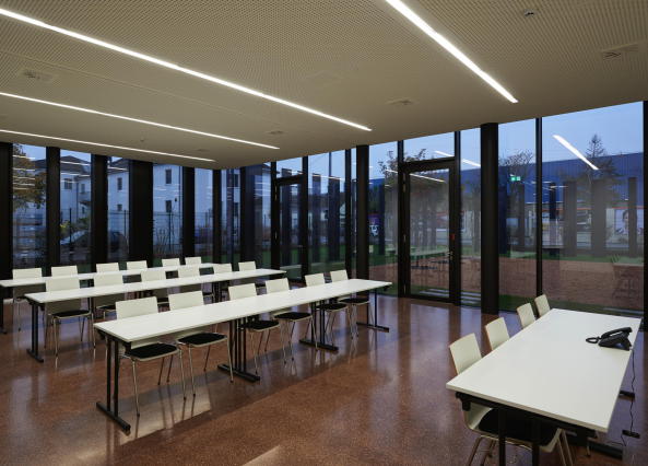 Paul Blau GmbH, Wien, Liesing, Poppe Prehal Architekten ZT GmbH, Steyr, Gewerbebau, industral building, Vienna, Austria, BauNetz